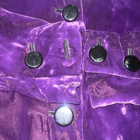 Yves Saint Laurent Rich Purple Velvet Blazer with Black Buttons - Picture 9 of 14